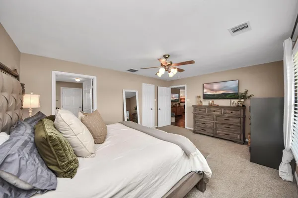 $350,000 | 3608 Kristen Drive, Highlands, TX 77562