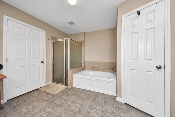 $350,000 | 3608 Kristen Drive, Highlands, TX 77562