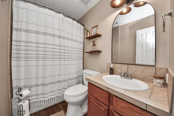 $350,000 | 3608 Kristen Drive, Highlands, TX 77562