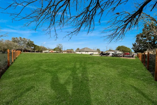 $350,000 | 3608 Kristen Drive, Highlands, TX 77562