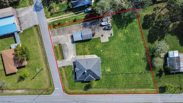 $350,000 | 3608 Kristen Drive, Highlands, TX 77562