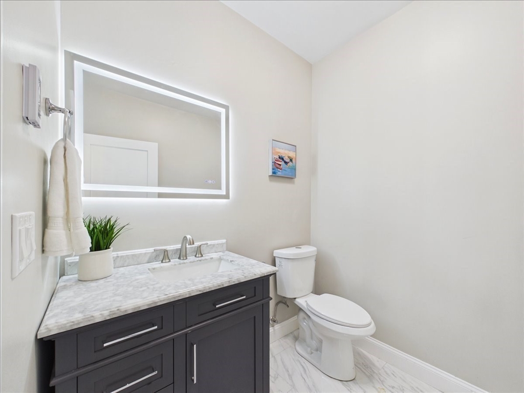 24 Marion Street Walpole, MA 02081 - Photo 17 of 42