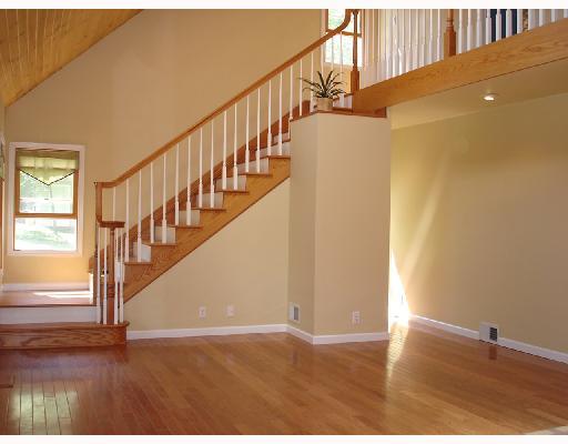 3440 A Ridge Road Aliquippa, PA 15001 - Photo 3 of 18 Living Room.
