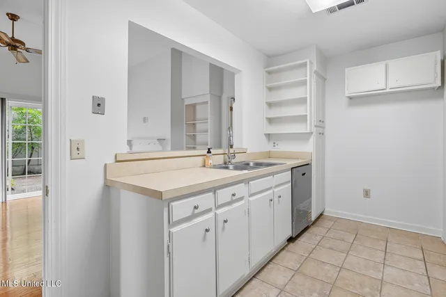 $151,000 | 214 River Place, Jackson, MS 39211