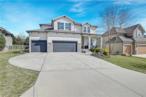 $725,000 | 11573 South Roundtree Street, Olathe, KS 66061
