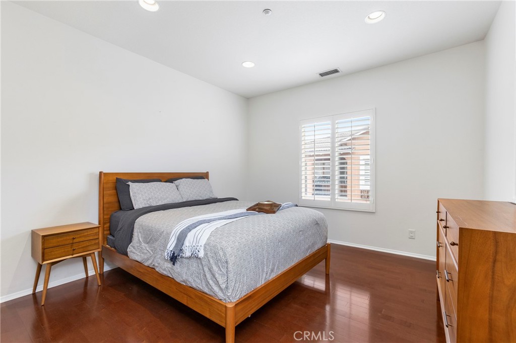 23 Poppy Irvine, CA 92618 - Photo 16 of 41