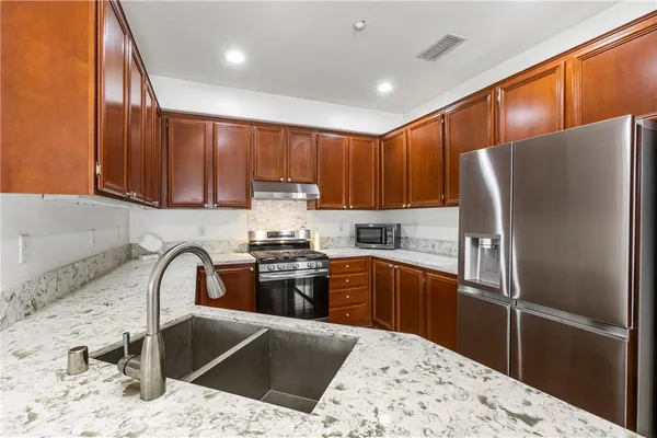 $988,000 | 23 Poppy, Irvine, CA 92618