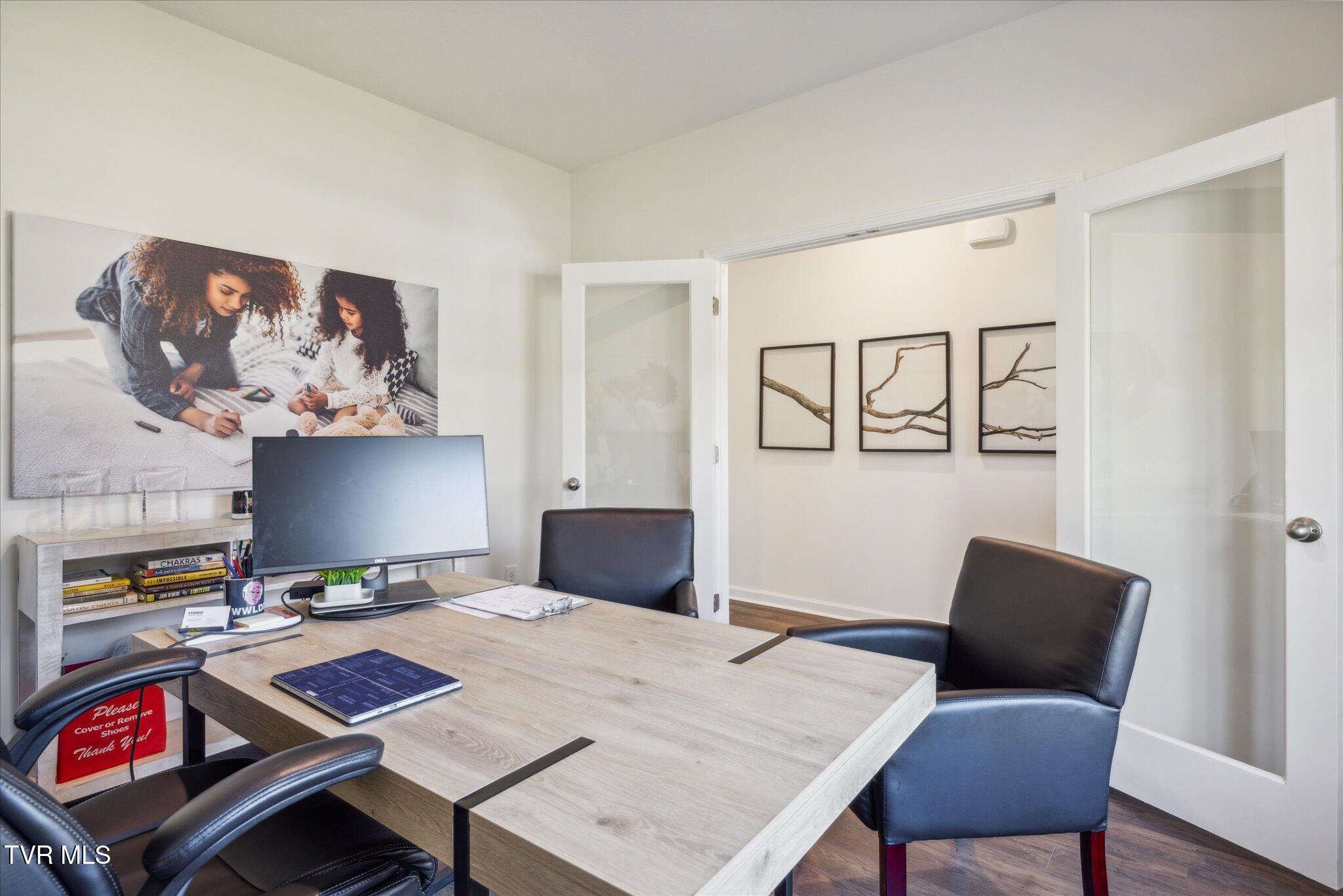 359 Alta Tree Boulevard Johnson City, TN 37604 - Photo 15 of 23 office 2