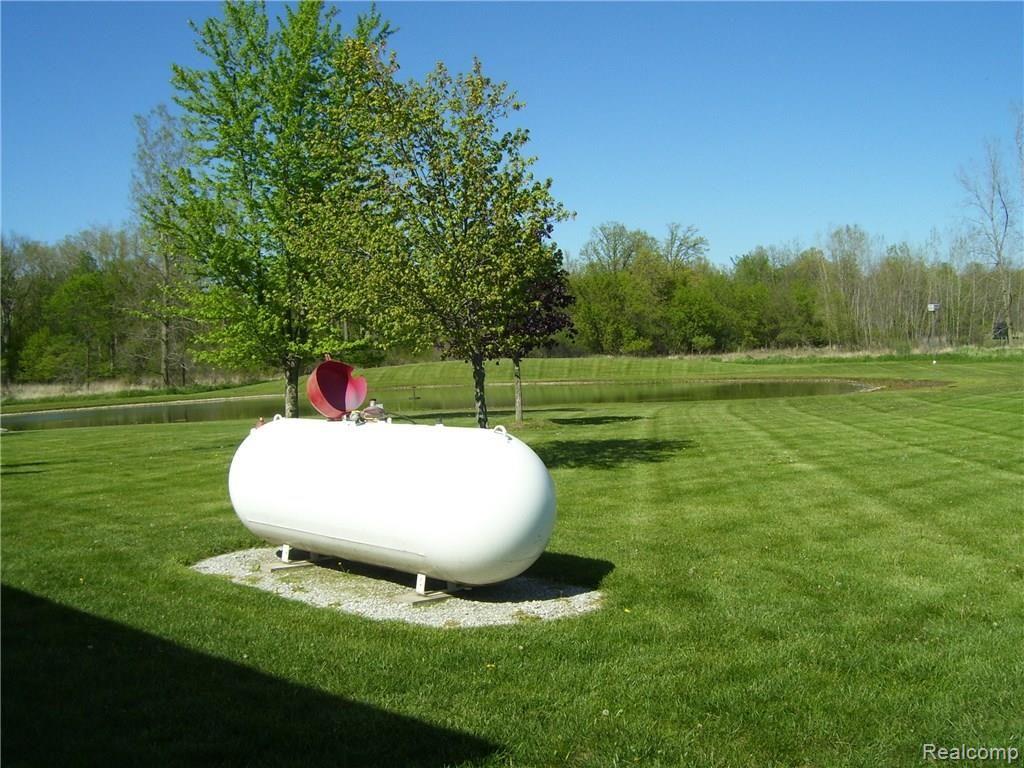4220 Millis Road North Branch, MI 48461 - Photo 48 of 63 2015-01-10 08.12