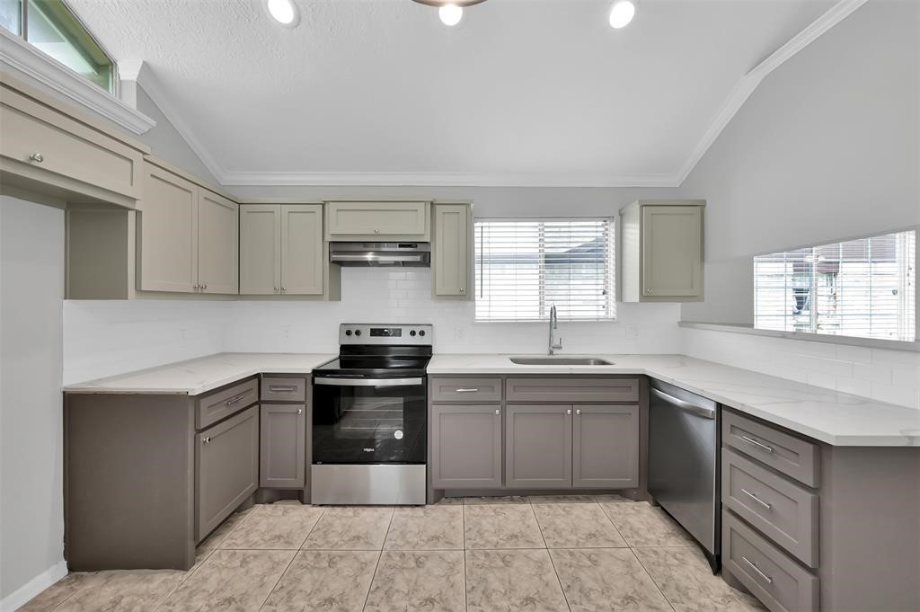 3907 Algernon Drive Spring, TX 77373 - Photo 4 of 20