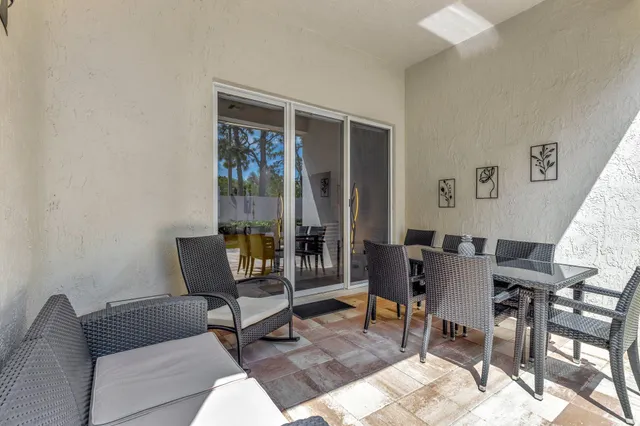 $614,900 | 6623 Southport Drive, Boynton Beach, FL 33472