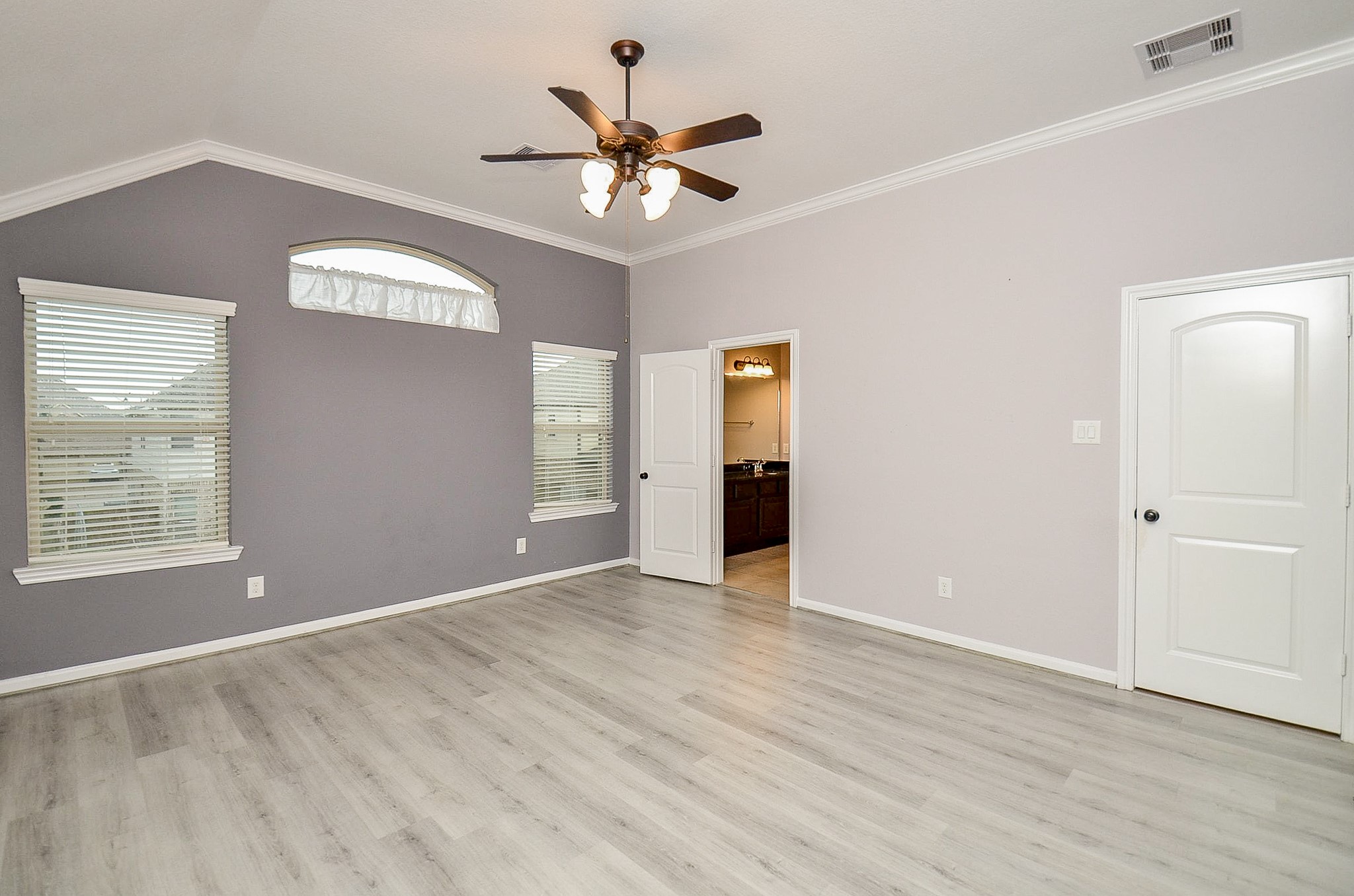1510 Kent Valley Lane Rosenberg, TX 77471 - Photo 23 of 33 a view of an empty room with a window
