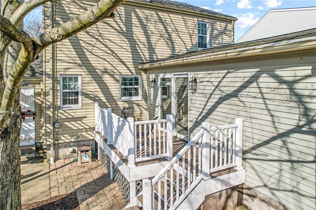 959 Mayfield Road Sharpsville, PA 16150 - Photo 46 of 49 Trex deck & new railings off of the family room
