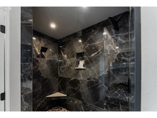 $685,000 | 27665 Southeast Wally Road, Boring, OR 97009