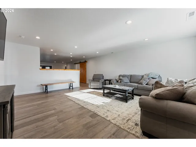 $685,000 | 27665 Southeast Wally Road, Boring, OR 97009