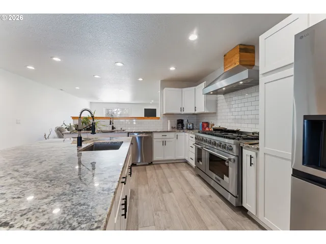 $685,000 | 27665 Southeast Wally Road, Boring, OR 97009