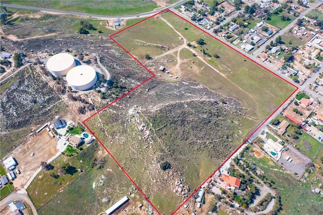 $1,450,000 | 19100 Markham Street, Riverside, CA 92508