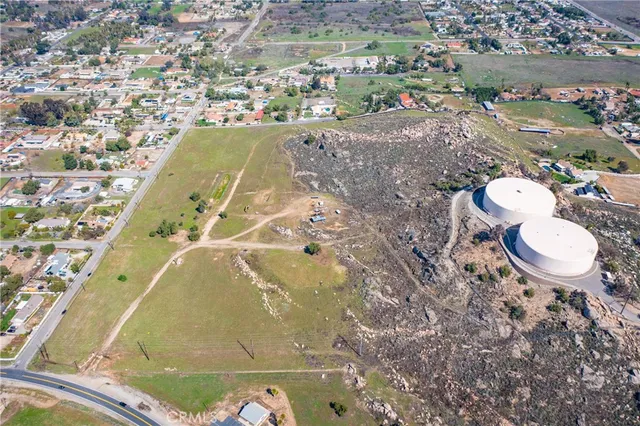 $1,450,000 | 19100 Markham Street, Riverside, CA 92508