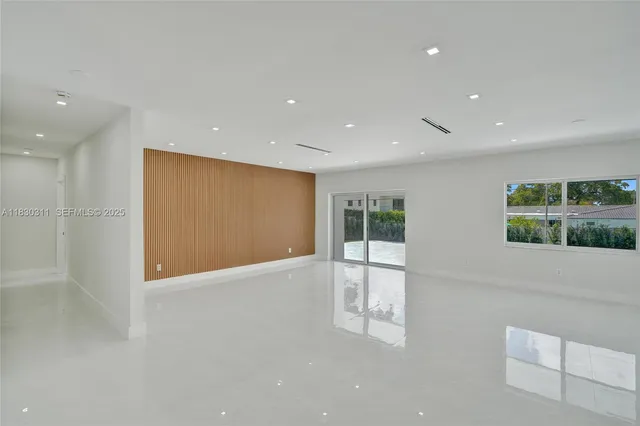$1,739,000 | 1840 Northeast 199th Street, Miami, FL 33179