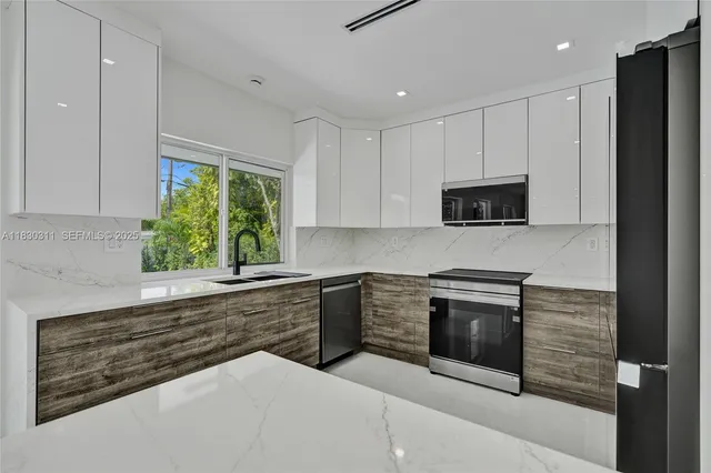 $1,739,000 | 1840 Northeast 199th Street, Miami, FL 33179