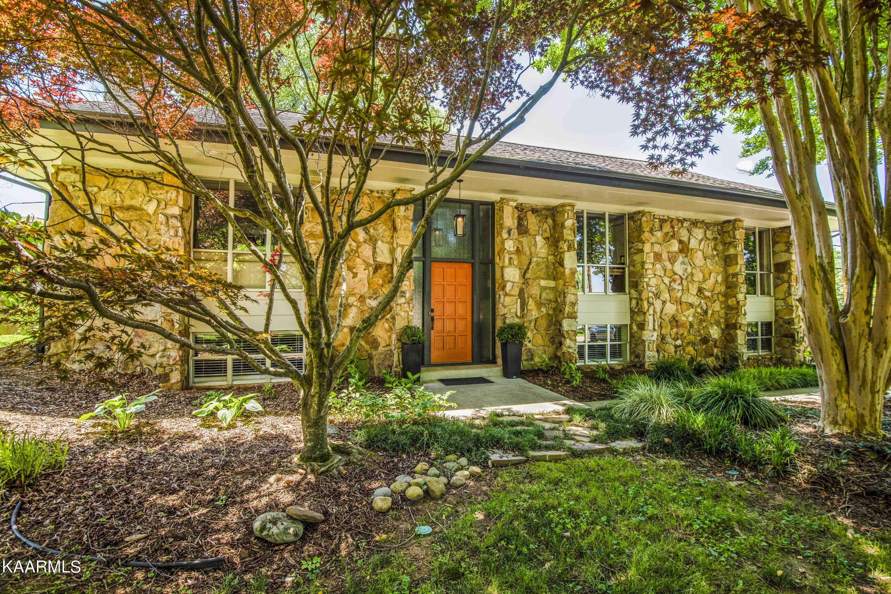 514 Broome Road Northwest Knoxville, TN 37909 - Photo 3 of 43 exterior_1