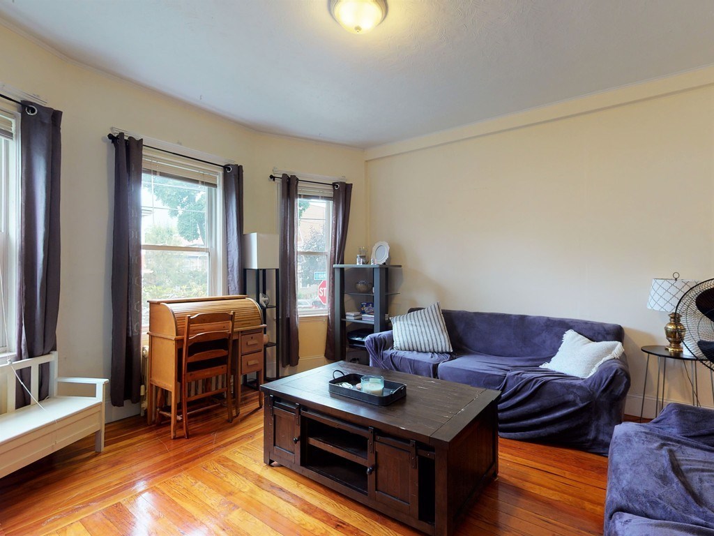 44 Russell Road Somerville, MA 02144 - Photo 16 of 40 Gallery Image 16
