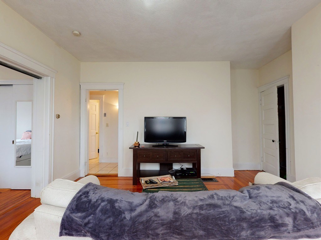44 Russell Road Somerville, MA 02144 - Photo 22 of 40 Gallery Image 22