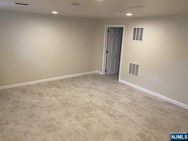 467 Knoll Road New Milford, NJ 07646 - Photo 18 of 20