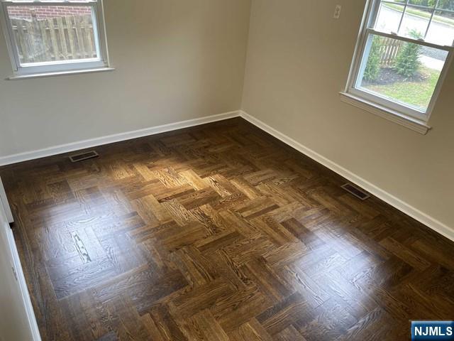 467 Knoll Road New Milford, NJ 07646 - Photo 9 of 20