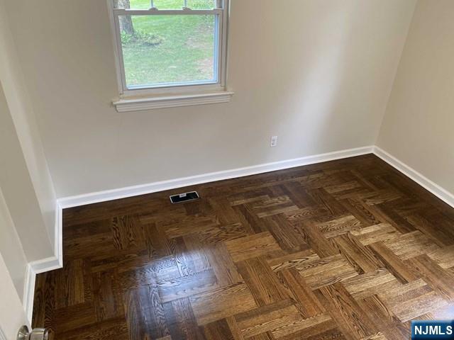 467 Knoll Road New Milford, NJ 07646 - Photo 10 of 20