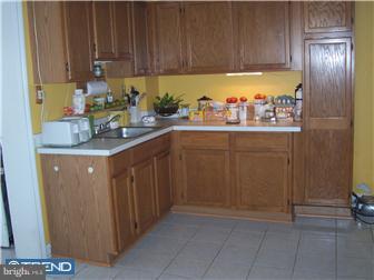 122 Jefferson Street Riverside, NJ 08075 - Photo 7 of 12 Kitchen