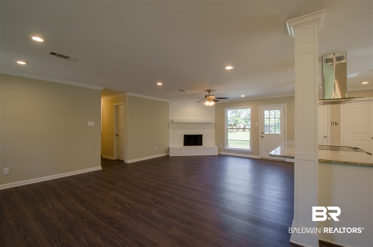 8250 West Rachael Drive Mobile, AL 36695 - Photo 6 of 17