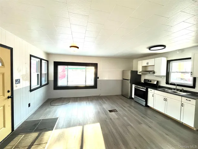 $1,500 | 12 Church Street, Unit 3, Livingston Manor, NY 12758