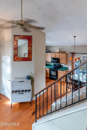 $295,000 | 1 Freemans Way, Halfmoon, NY 12065