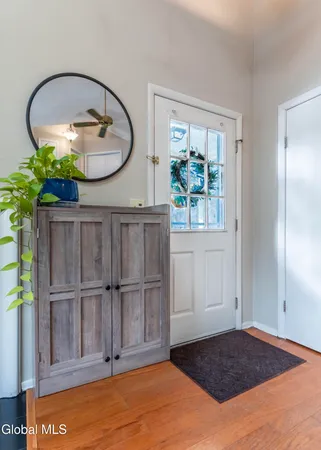 $295,000 | 1 Freemans Way, Halfmoon, NY 12065