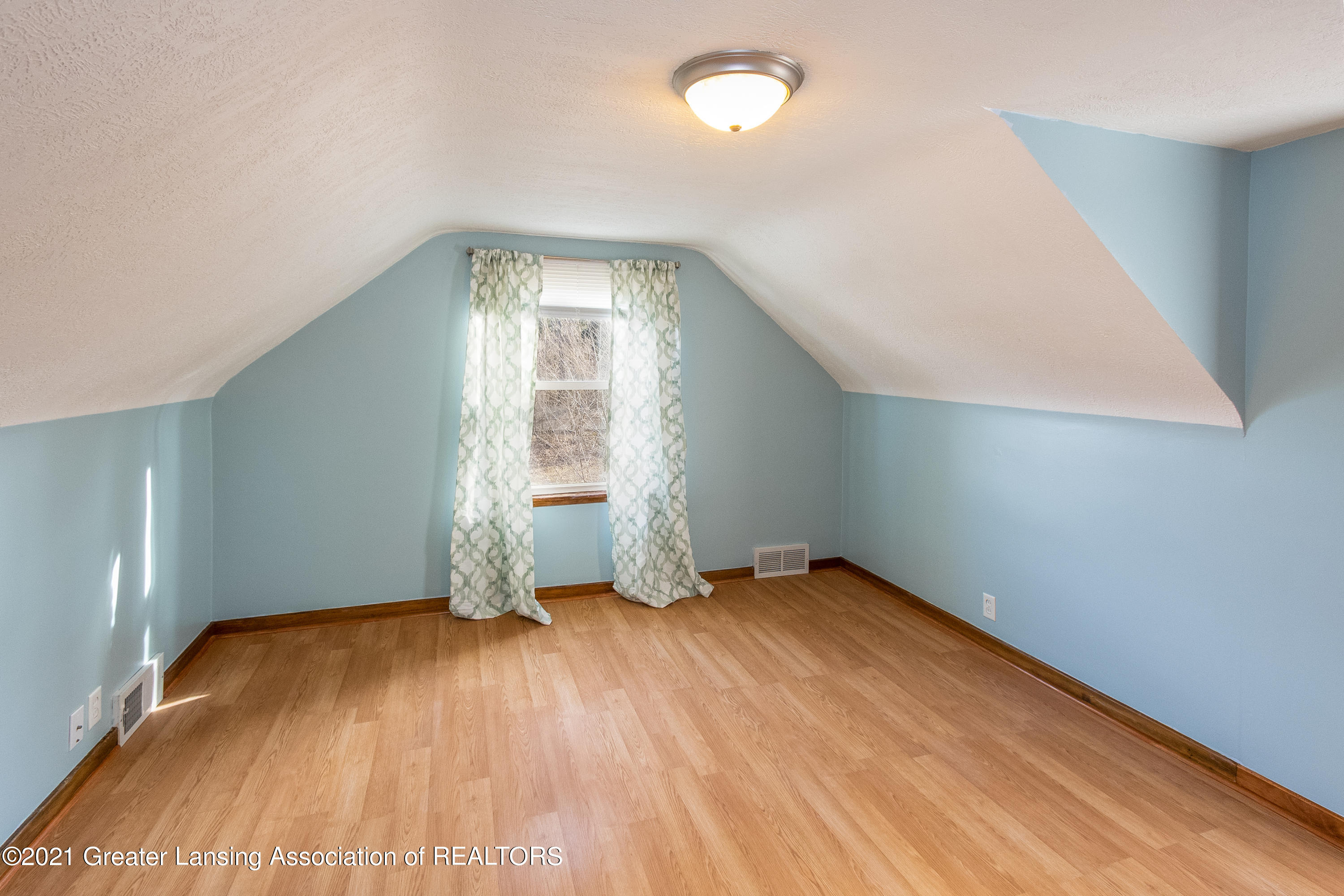1785 Hamilton Road Okemos, MI 48864 - Photo 26 of 54 Bedroom 3