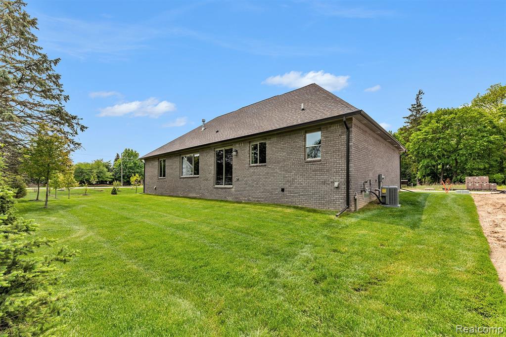 2903 Basil Drive Rochester Hills, MI 48309 - Photo 52 of 53