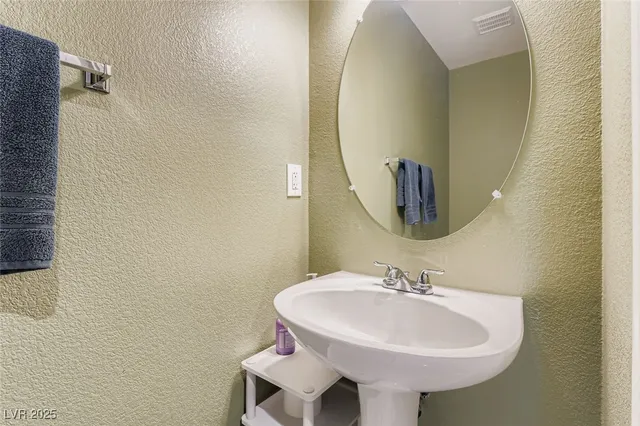 $429,999 | 9473 Fort Concho Street, Las Vegas, NV 89178