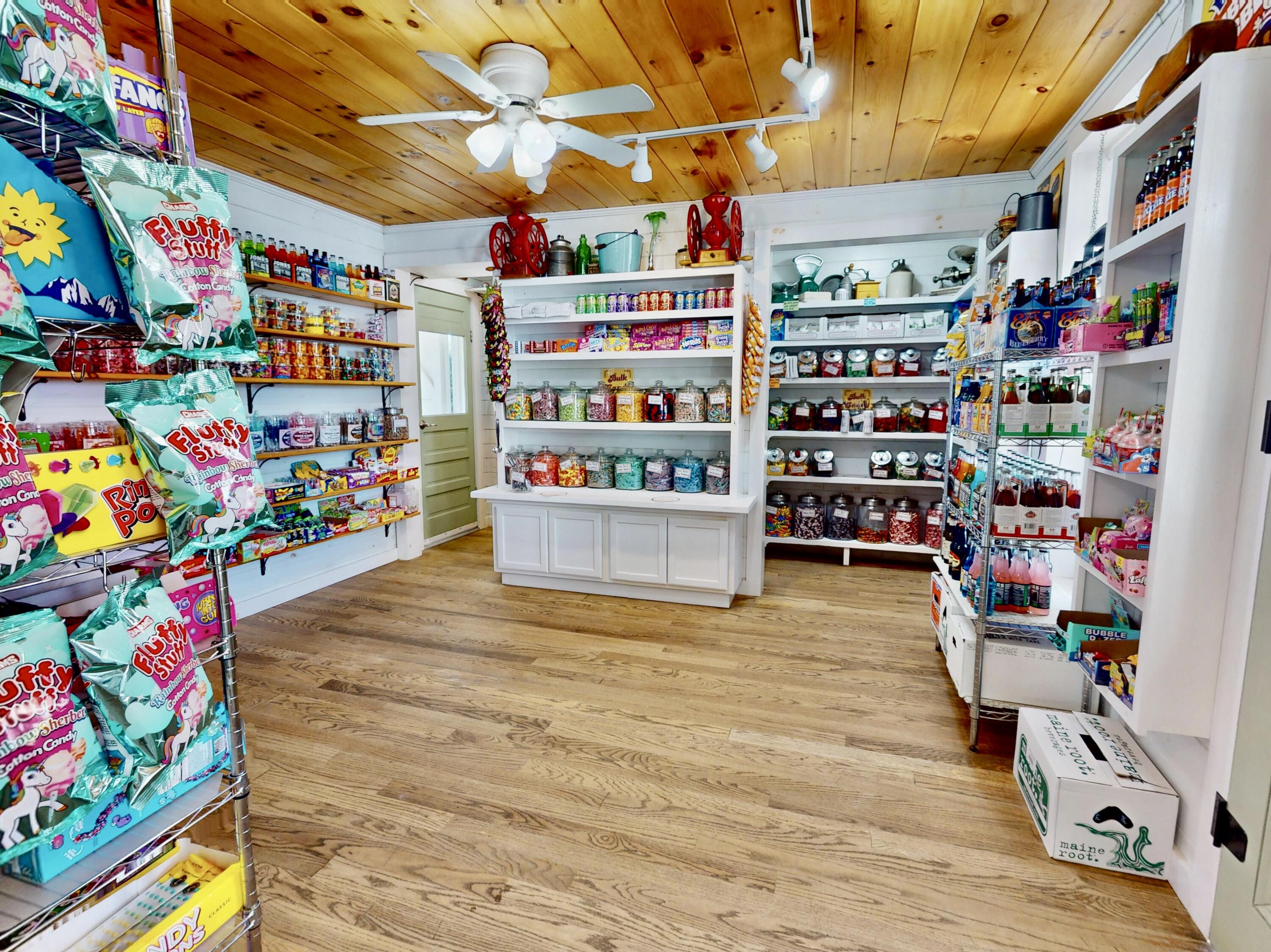 62 West Main Street Vinalhaven, ME 04863 - Photo 11 of 65
