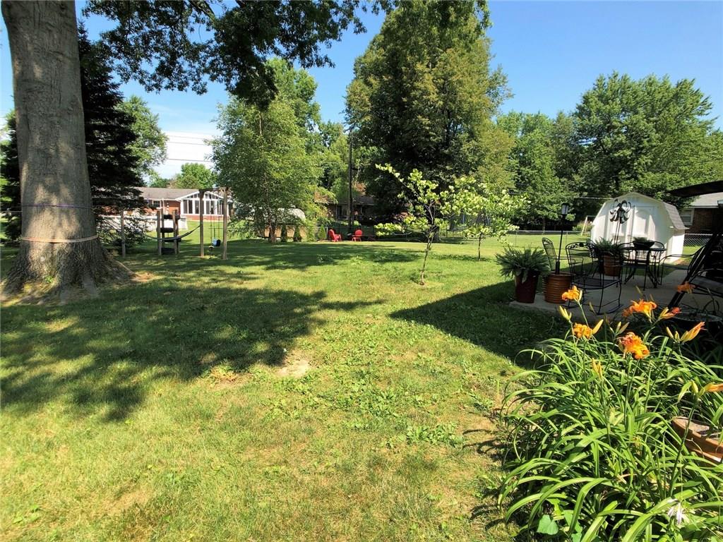 3030 Taylor Road Columbus, IN 47203 - Photo 3 of 23 Gallery Image 3