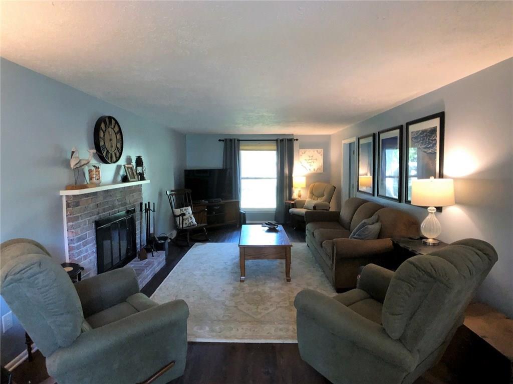 3030 Taylor Road Columbus, IN 47203 - Photo 6 of 23 Gallery Image 6
