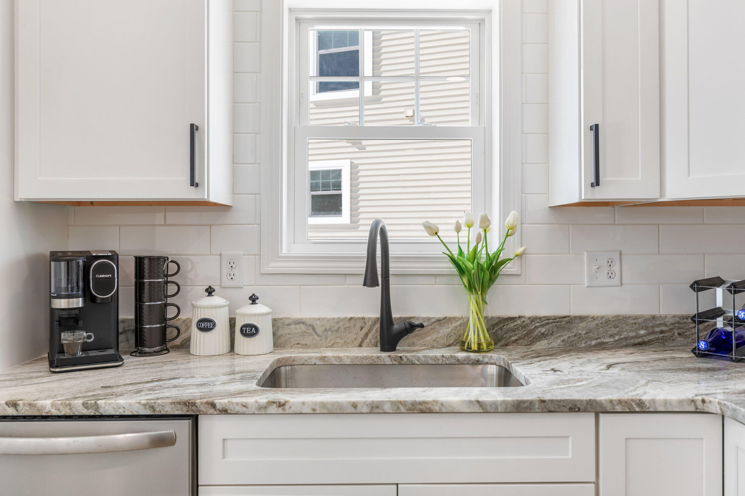 29 Baxter Lane, Unit 8 Gorham, ME 04038 - Photo 5 of 31 Kitchen