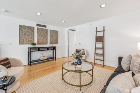 $1,295,000 | 200 Brannan Street, Unit 309, San Francisco, CA 94107