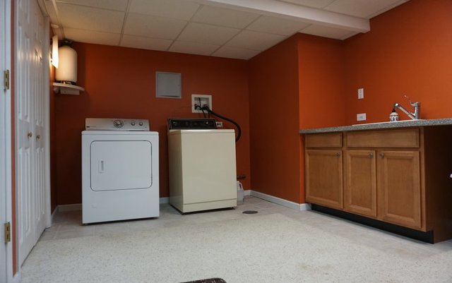 6720 Johnsburg Road Spring Grove, IL 60081 - Photo 15 of 27 Gallery Image 15