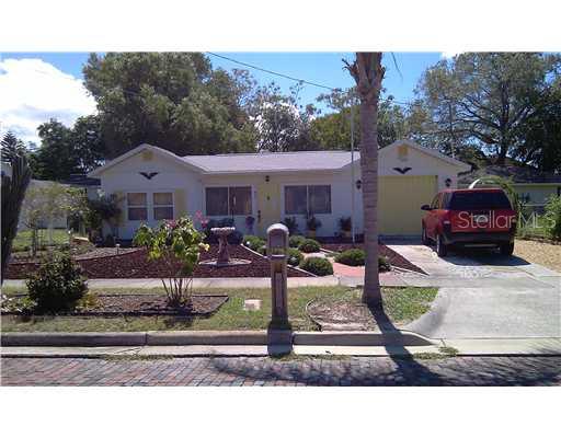 423 Locklie Street Dunedin, FL 34698 - Photo 1 of 1 Exterior Front