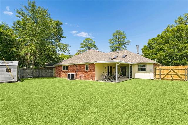 305 Lake Village Boulevard Slidell, LA 70461 - Photo 17 of 19