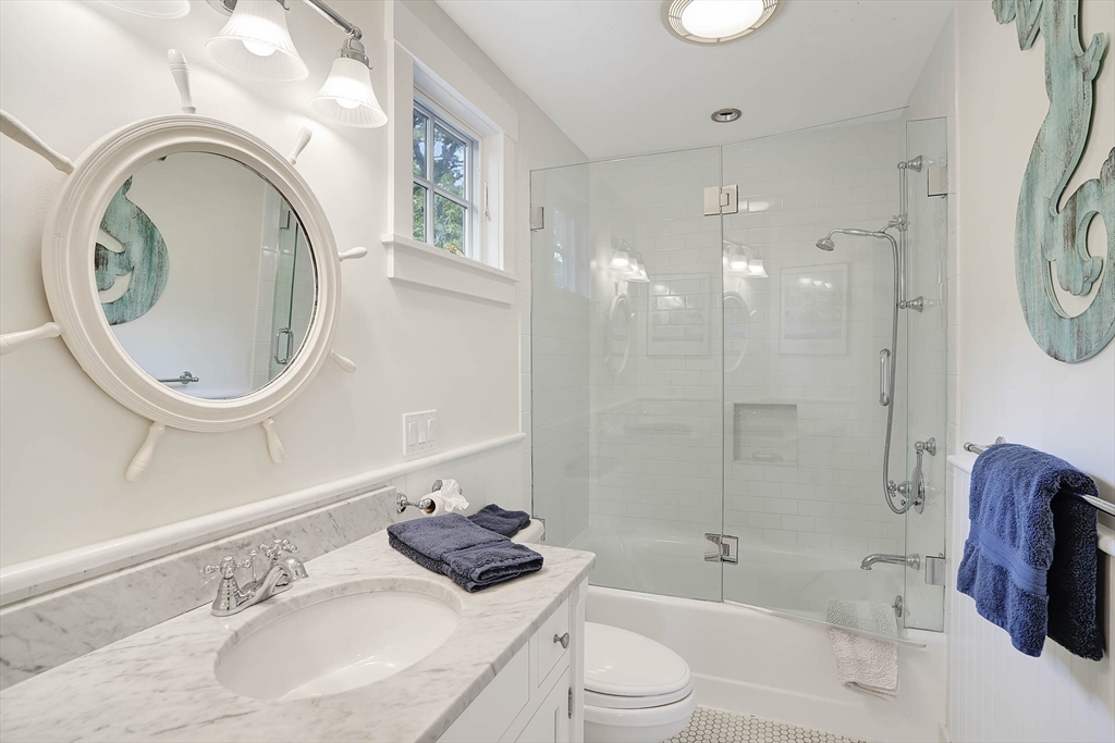 2 Orchard Lane Edgartown, MA 02539 - Photo 27 of 42