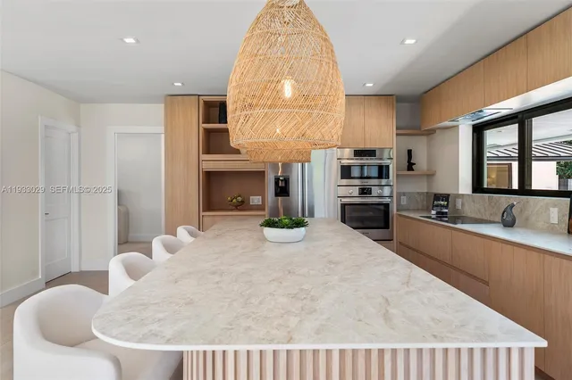 $17,000 | 10945 Southwest 75th Court, Pinecrest, FL 33156