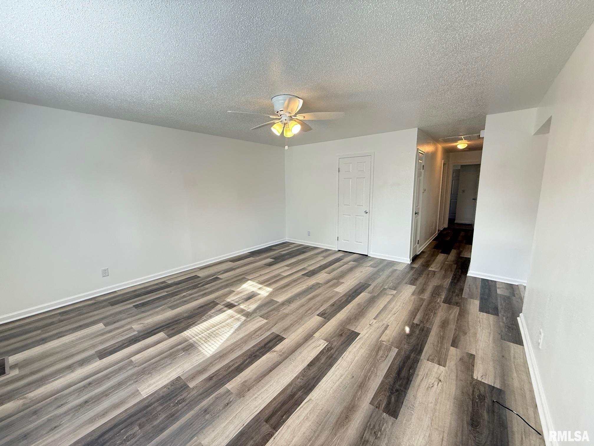 3017 Shadowfax Drive Springfield, IL 62707 - Photo 6 of 44