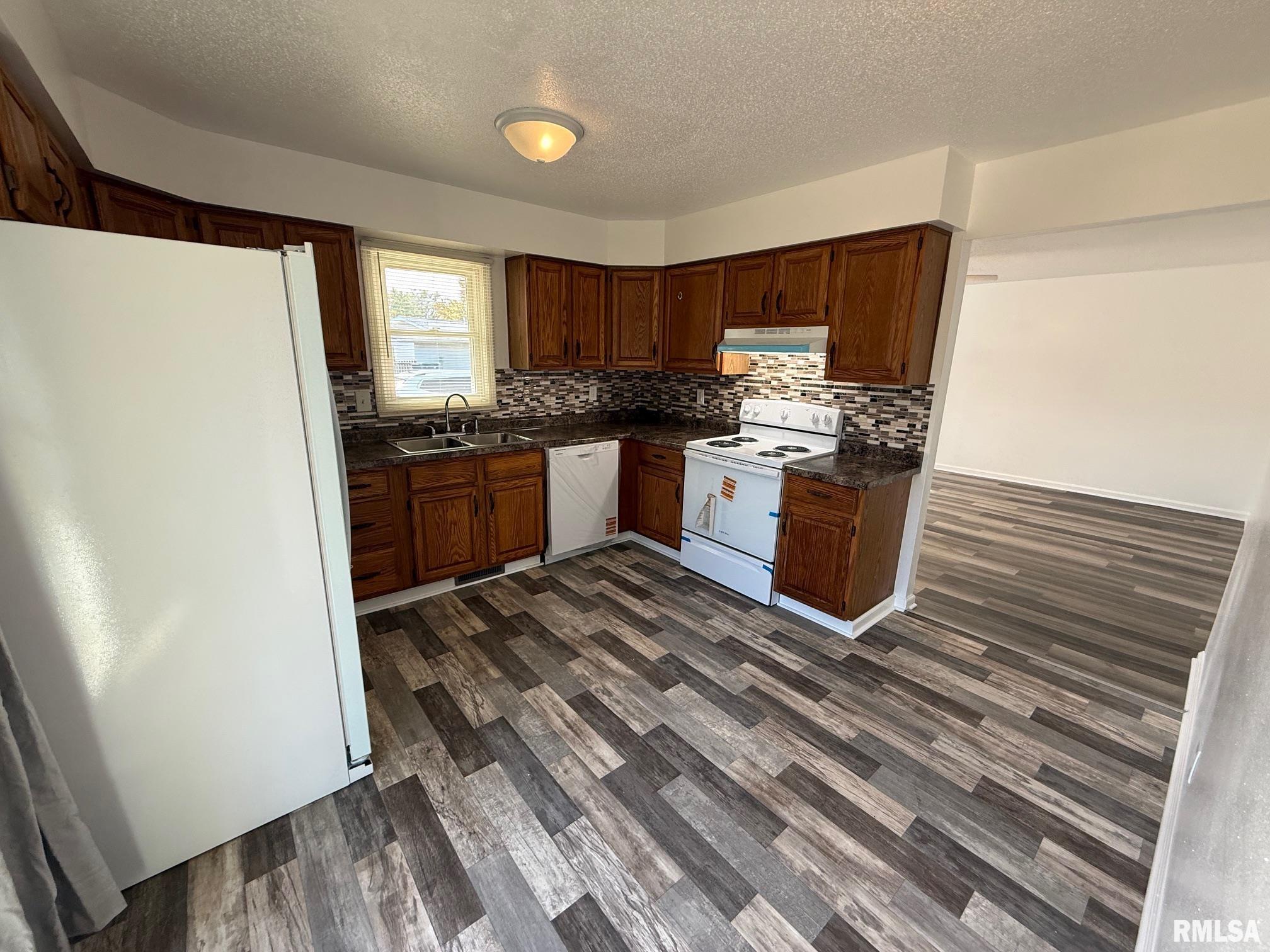 3017 Shadowfax Drive Springfield, IL 62707 - Photo 10 of 44